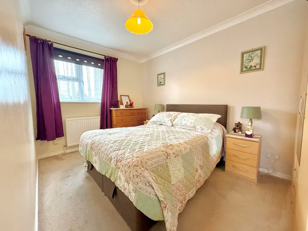 Goldcrest Close, Luton LU4 0XX, photo 4
