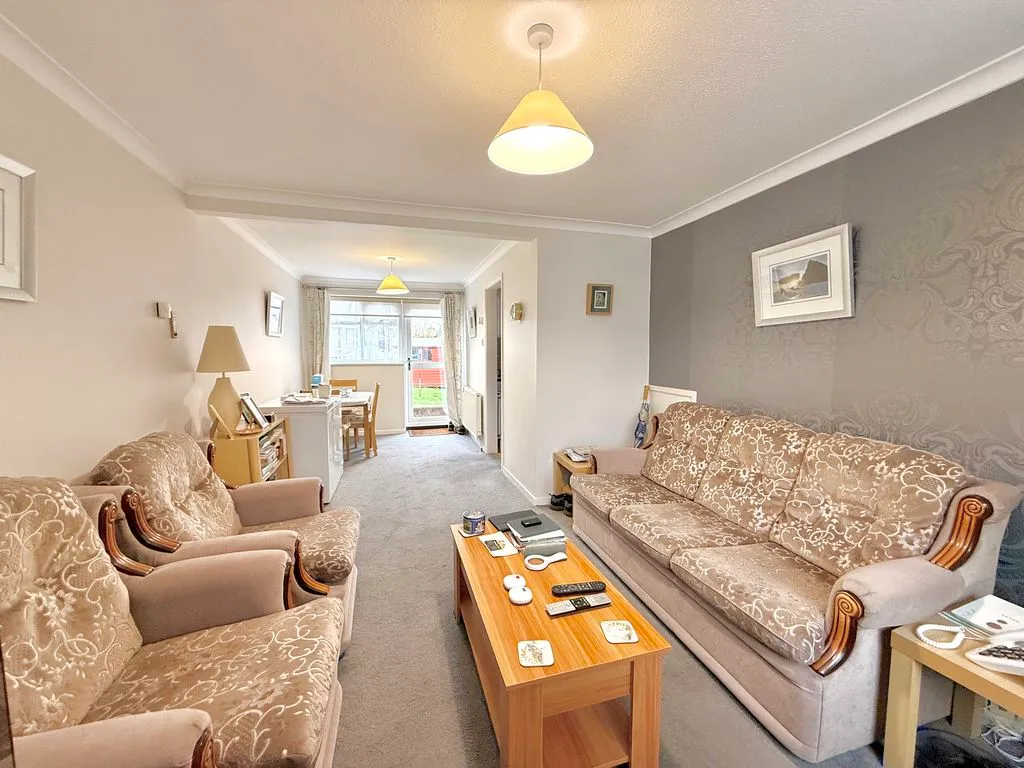 Goldcrest Close, Luton LU4 0XX, photo 2