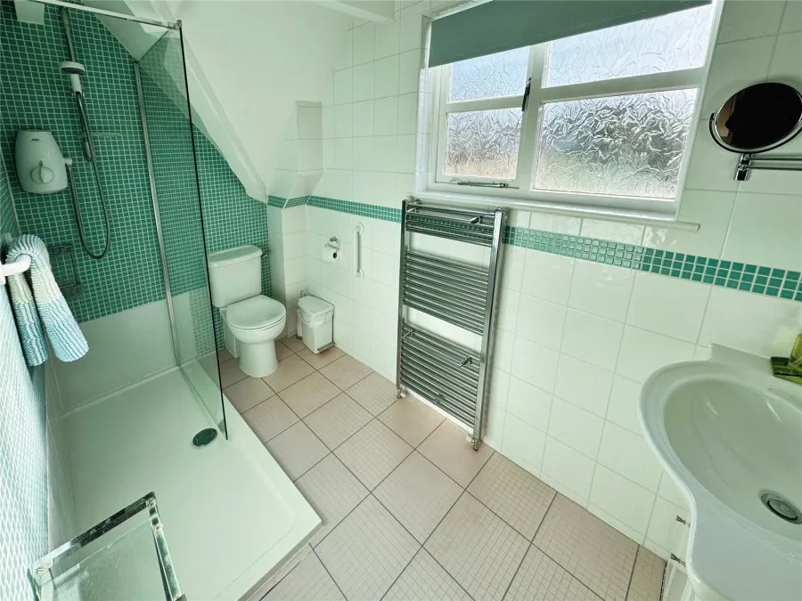 House Under Offer with 4 bedrooms in Old Harlow, CM17, photo 20