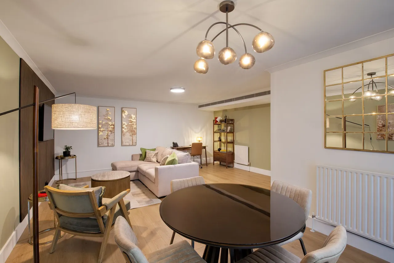 1 bed flat to rent, Kensington High Street, London