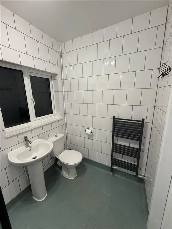The Crescent, Woodlands, DN6, photo 9