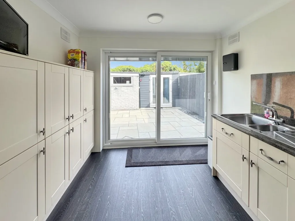 Lower Higham Road, Gravesend, DA12, photo 5