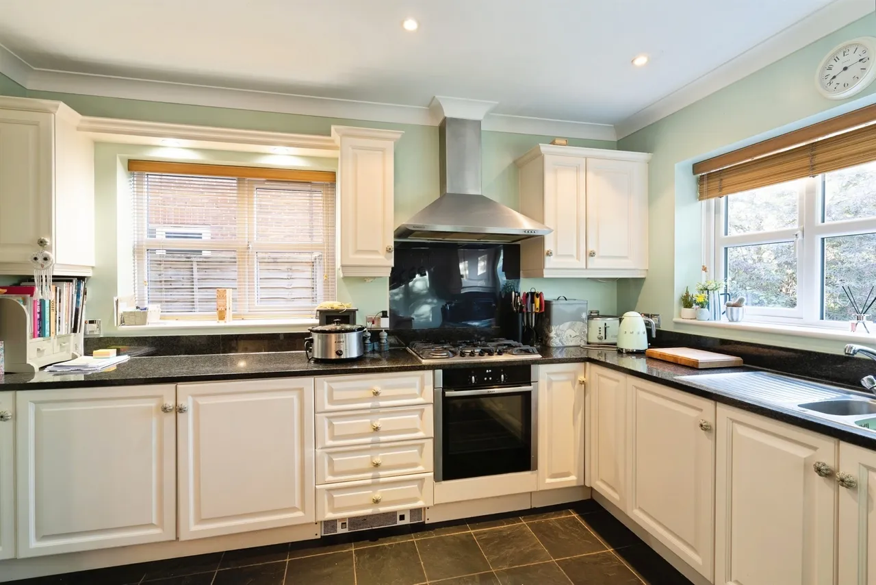 Riverside Green, Kings Somborne, SO20, photo 9