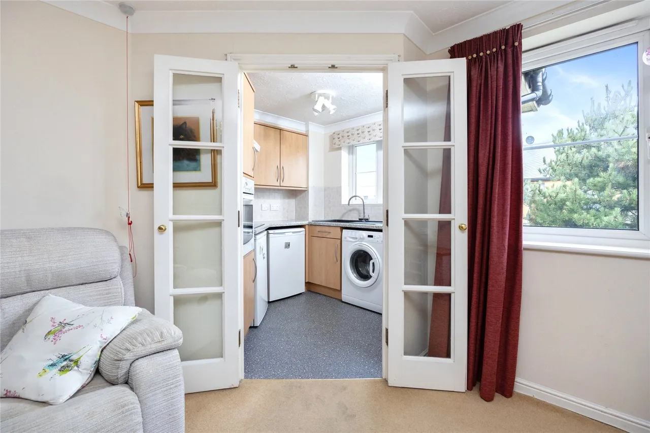 Brighton Road, Lancing, BN15, photo 4