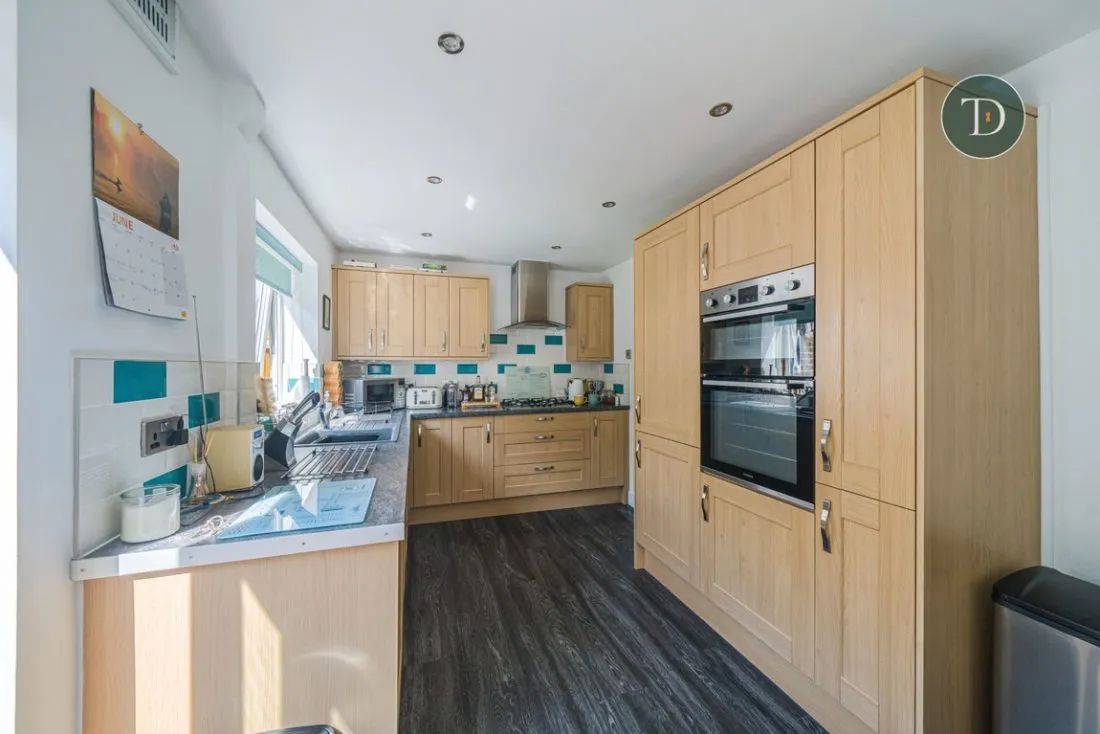 Birkett Avenue, Ellesmere Port, CH65 9BX, photo 6