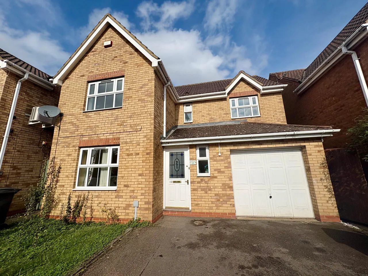 4 bed house to rent, Merrivale Close, Kettering, NN15