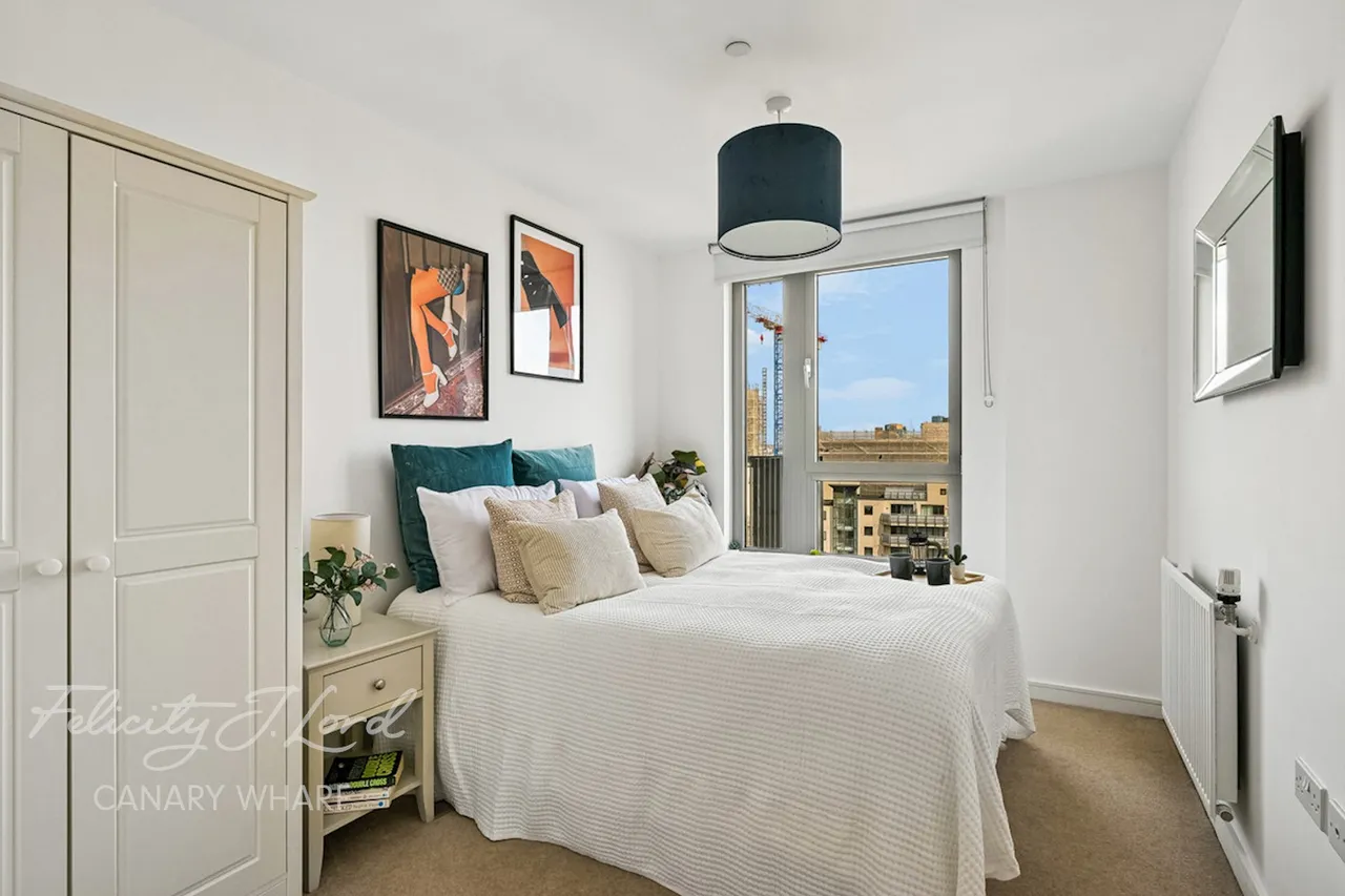 Booth Road, London, E16, photo 10