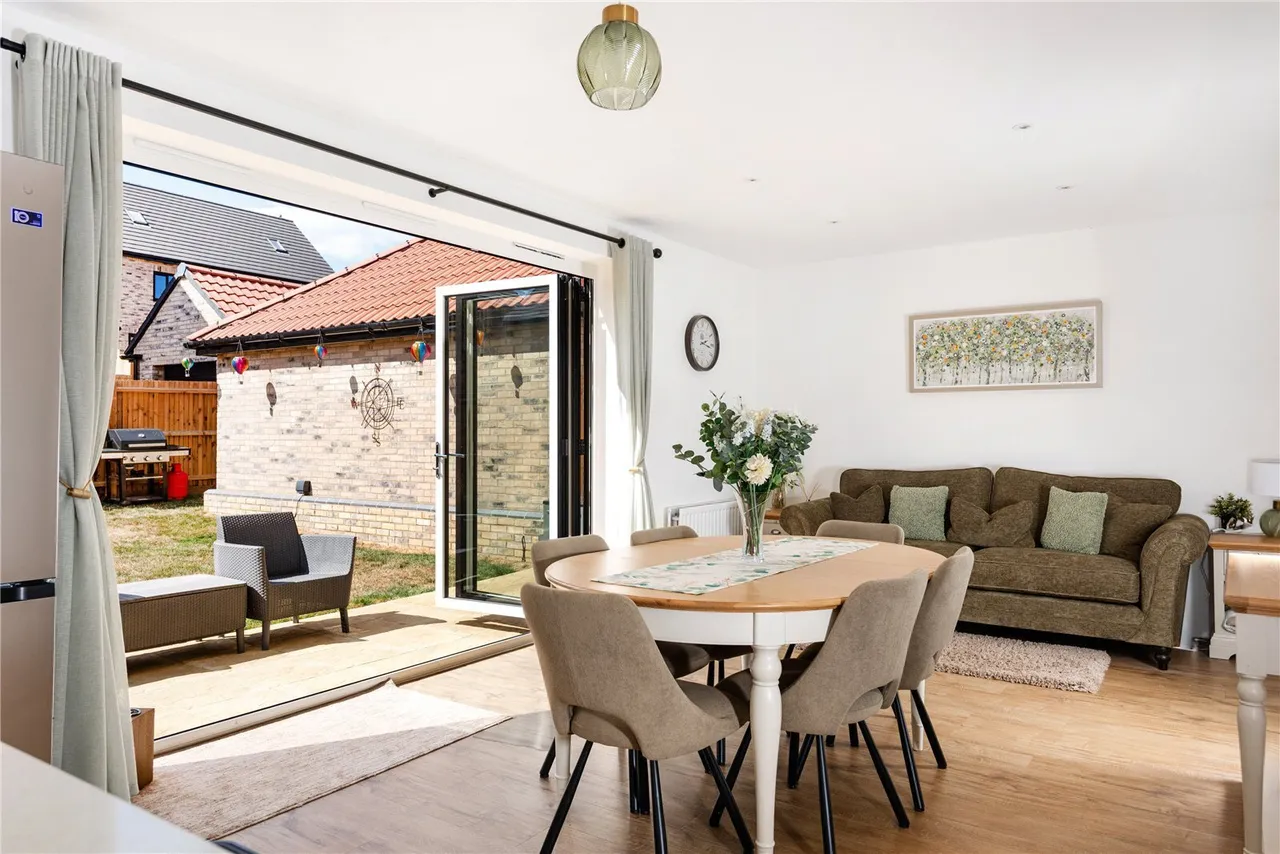 Poppyfield Road, Oundle, PE8, photo 4