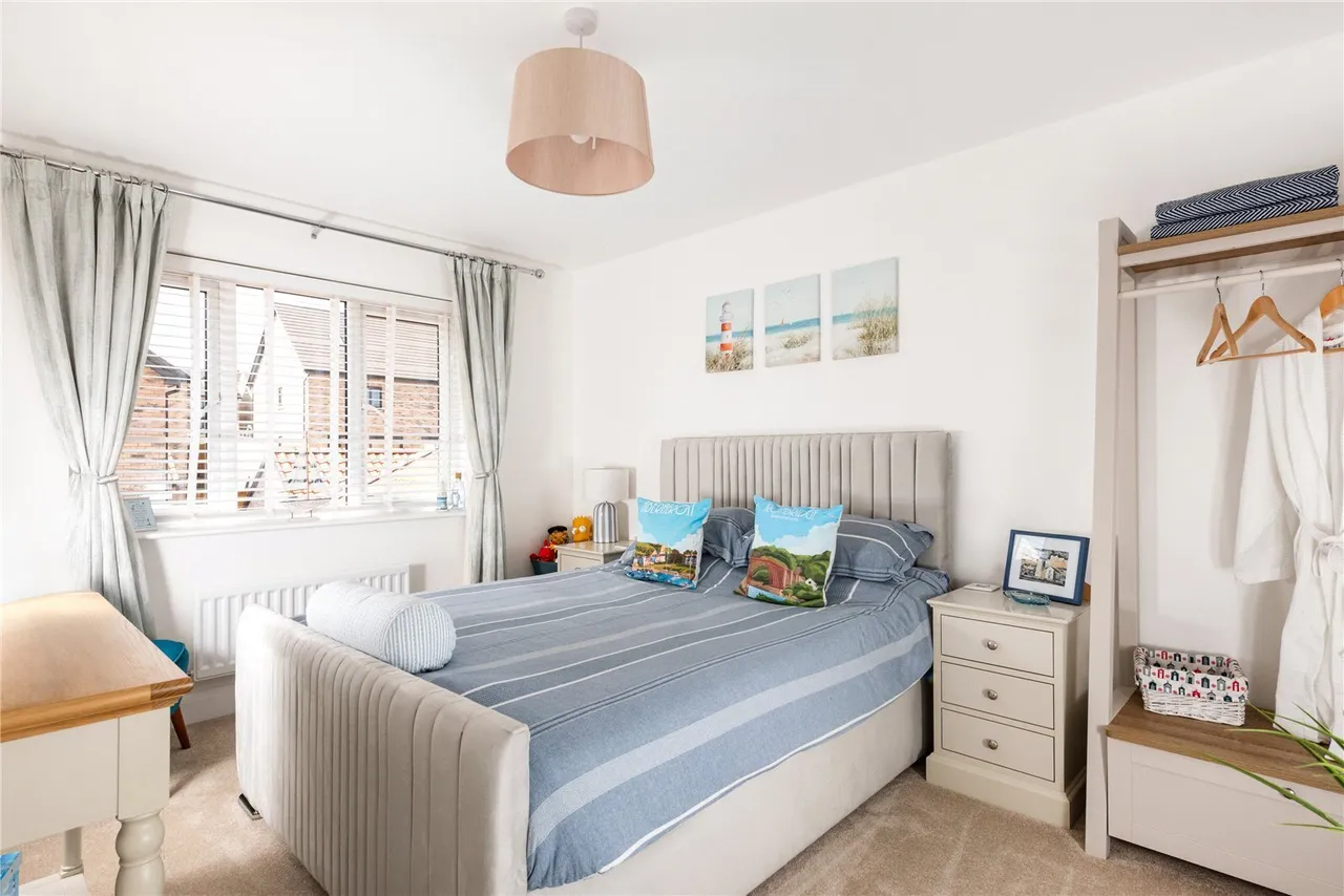 Poppyfield Road, Oundle, PE8, photo 11