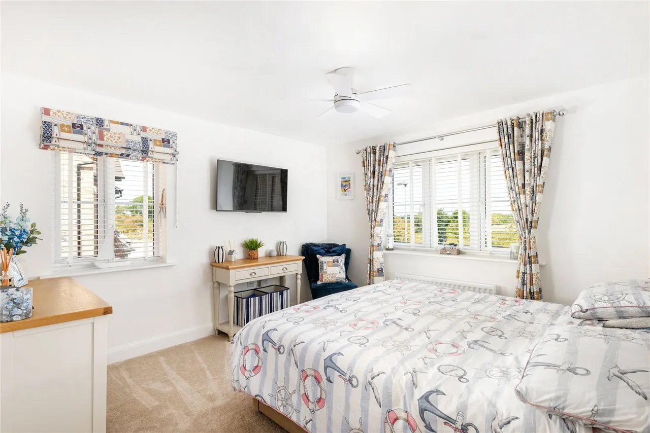 Poppyfield Road, Oundle, PE8, photo 9