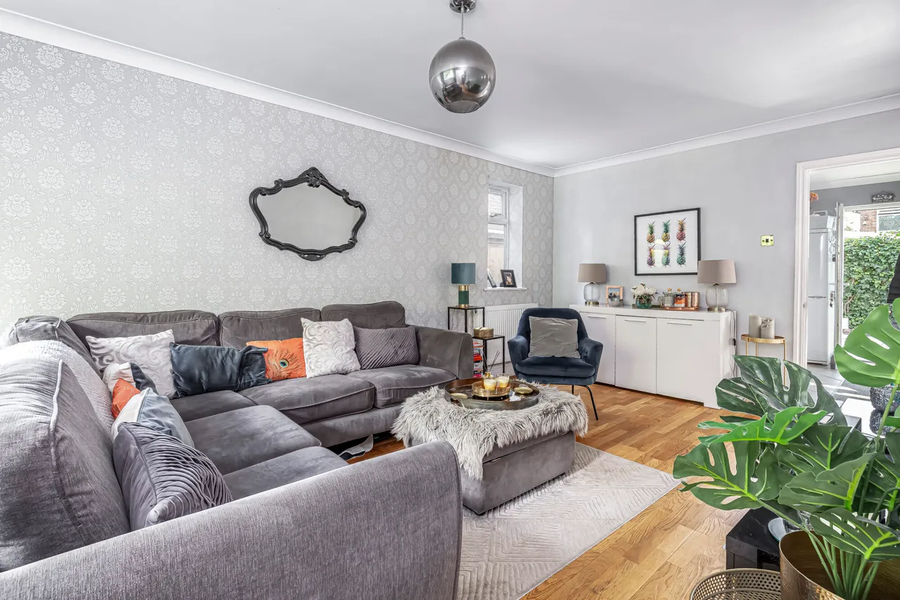 St Johns Road, Tunbridge Wells, Kent, TN4 9UU, photo 3