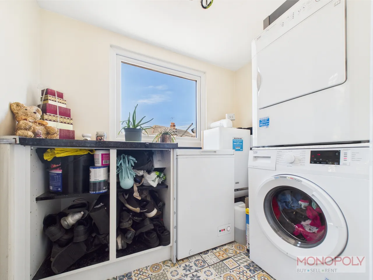Sixth Avenue, Llay, LL12, photo 25