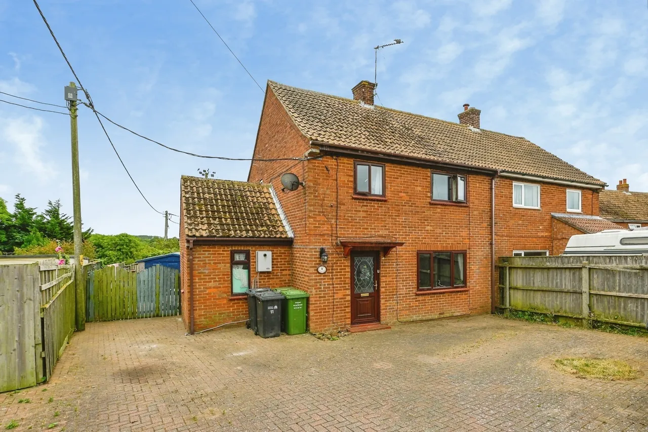 3 bed house for sale — Jarvie Close, Sedgeford, Hunstanton, Norfolk, PE36