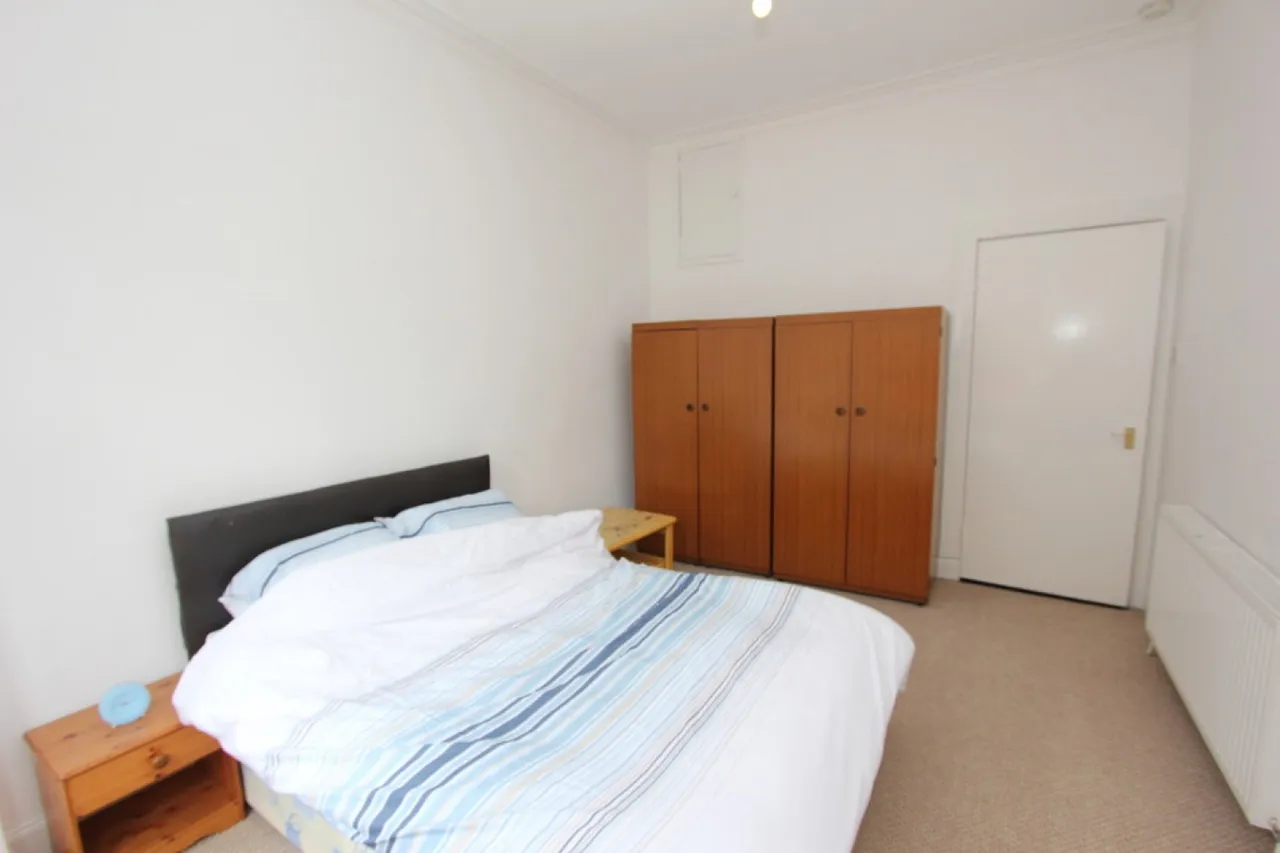 Allison Street, Furnished, G42, photo 5