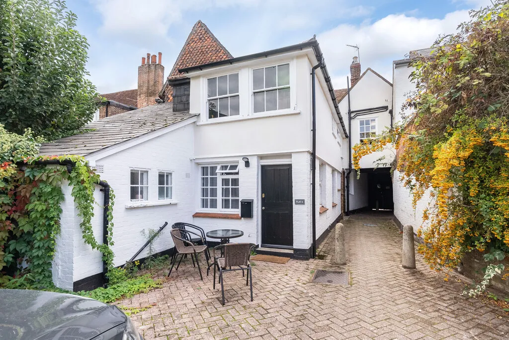 West Street, Dorking, RH4, photo 6
