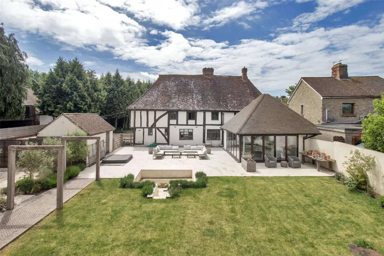 4 bed house for sale, Heath Road, Boughton Monchelsea, ME17