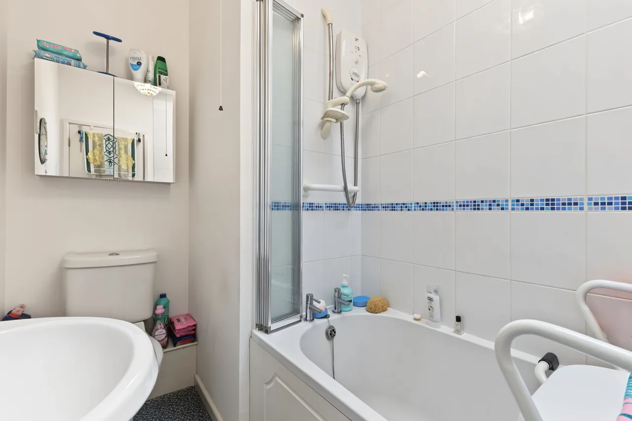 Briar Close, Evesham, WR11, photo 11