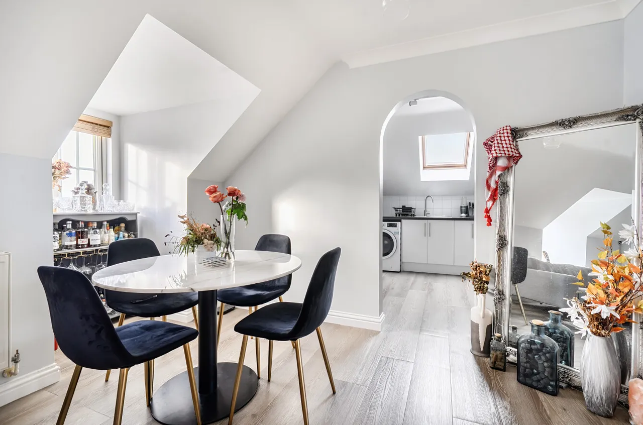 Roebuck Estate, Binfield, RG42, photo 5