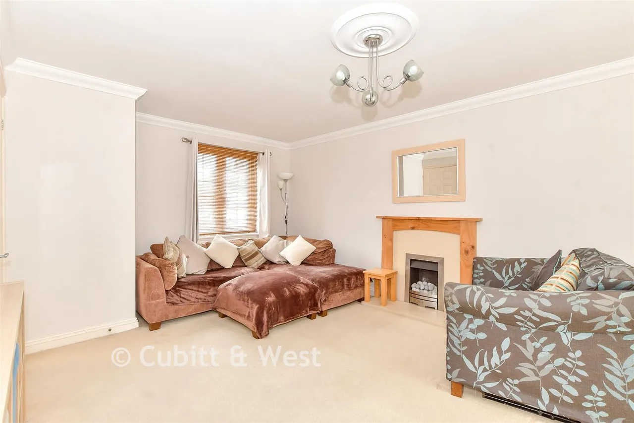 Fern Drive, Havant, PO9, photo 4