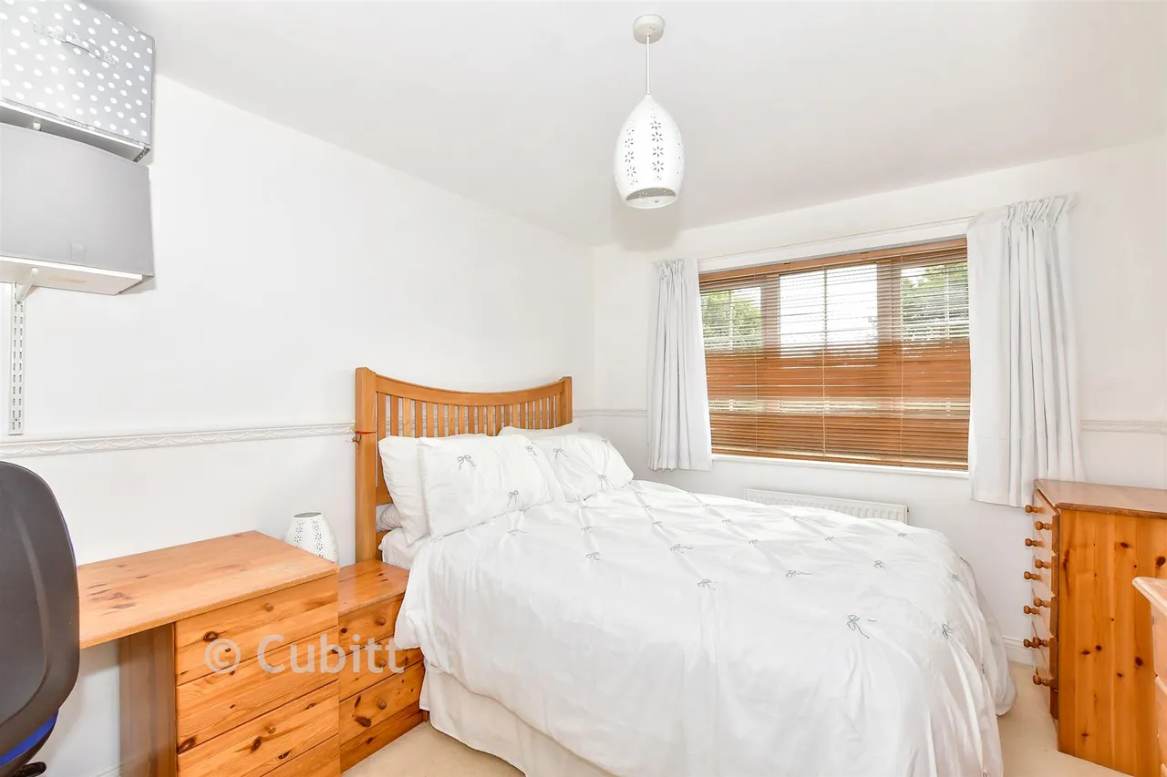 Fern Drive, Havant, PO9, photo 6