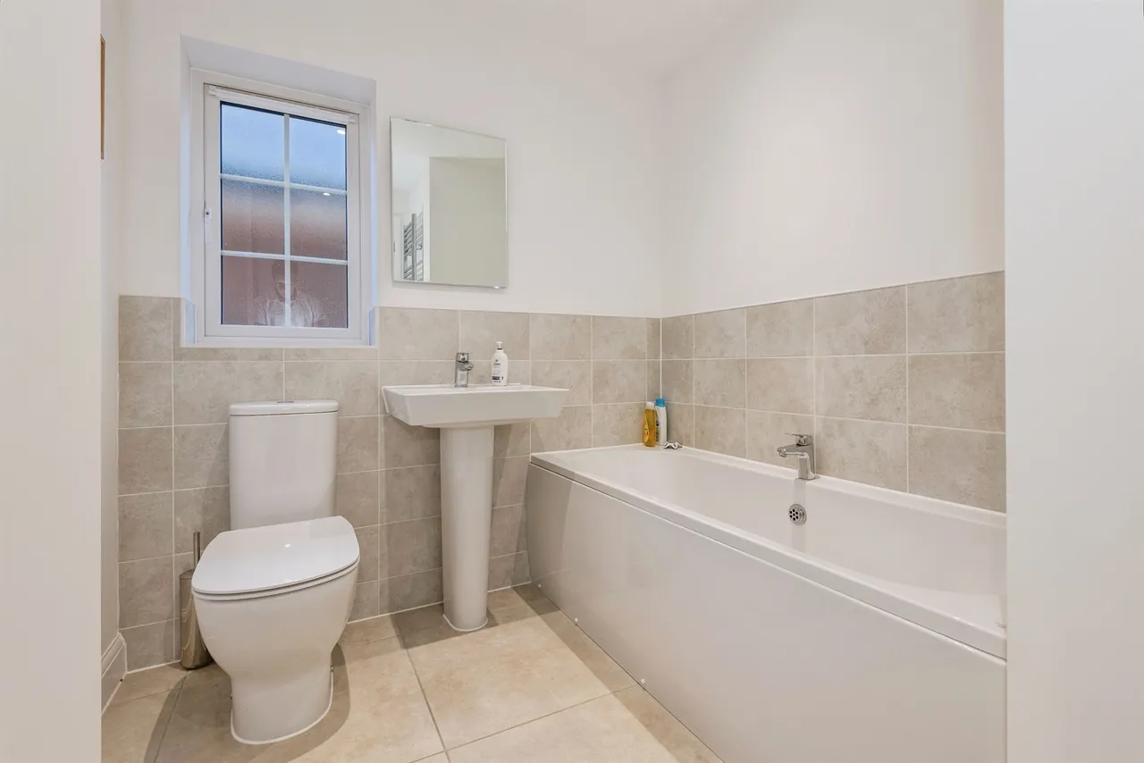 Corner Lawn, Cheddon Fitzpaine, TA2, photo 17