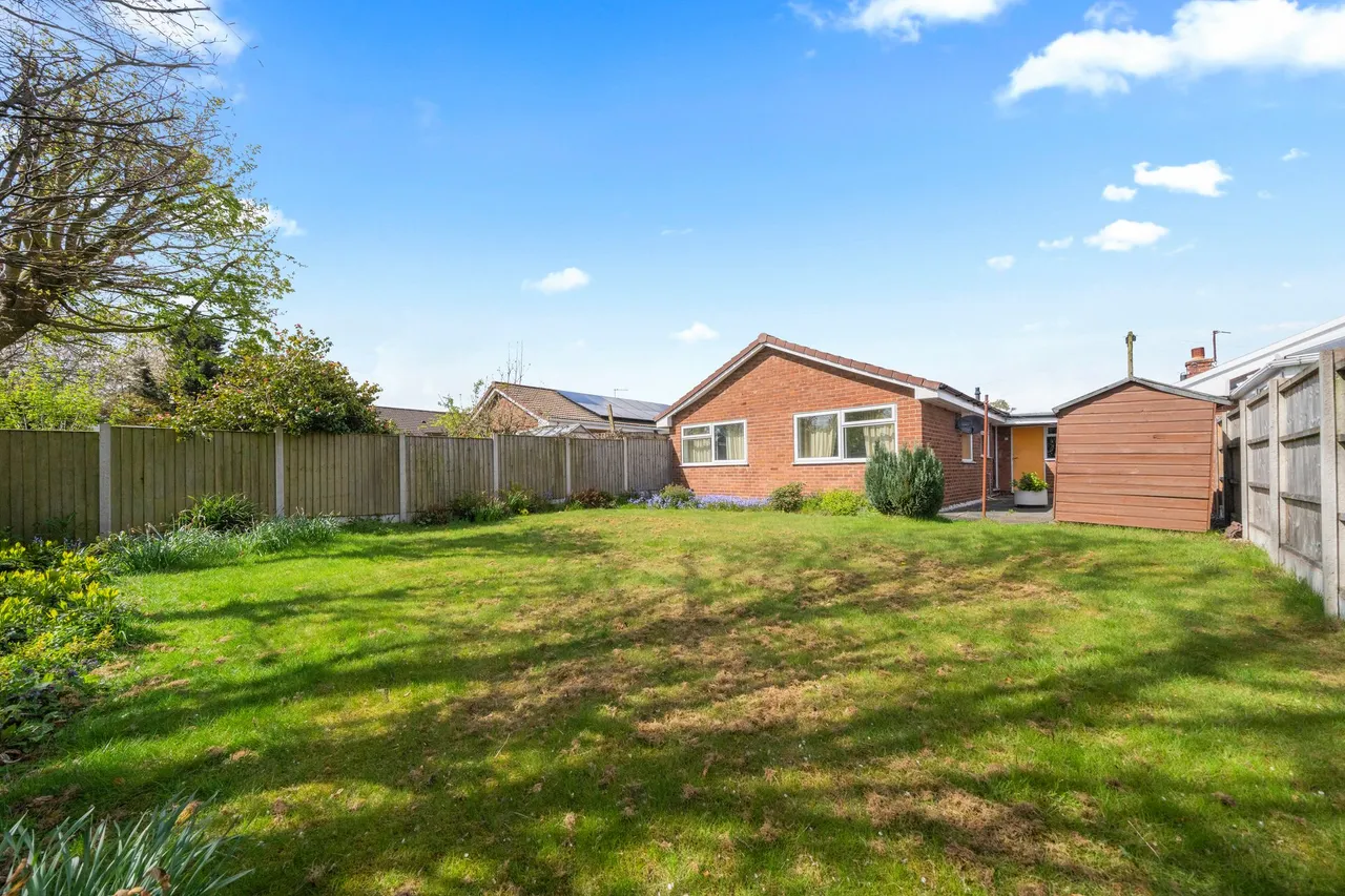 Falcondale Road, Winwick, Warrington, Warrington, WA2 8ND, photo 18
