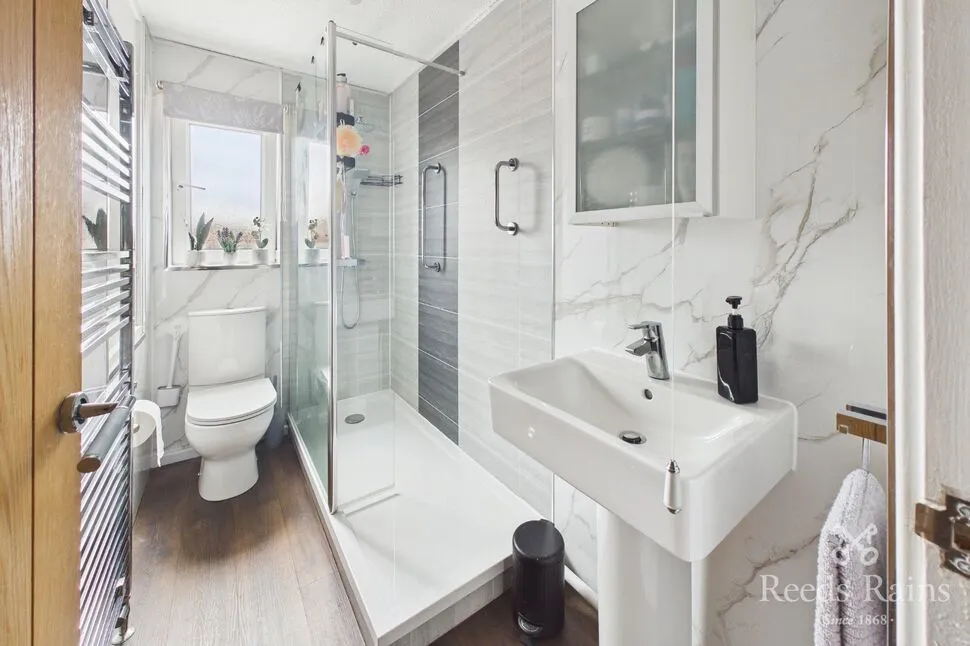 Dunlin Court, Leeds, West Yorkshire, LS10, photo 2