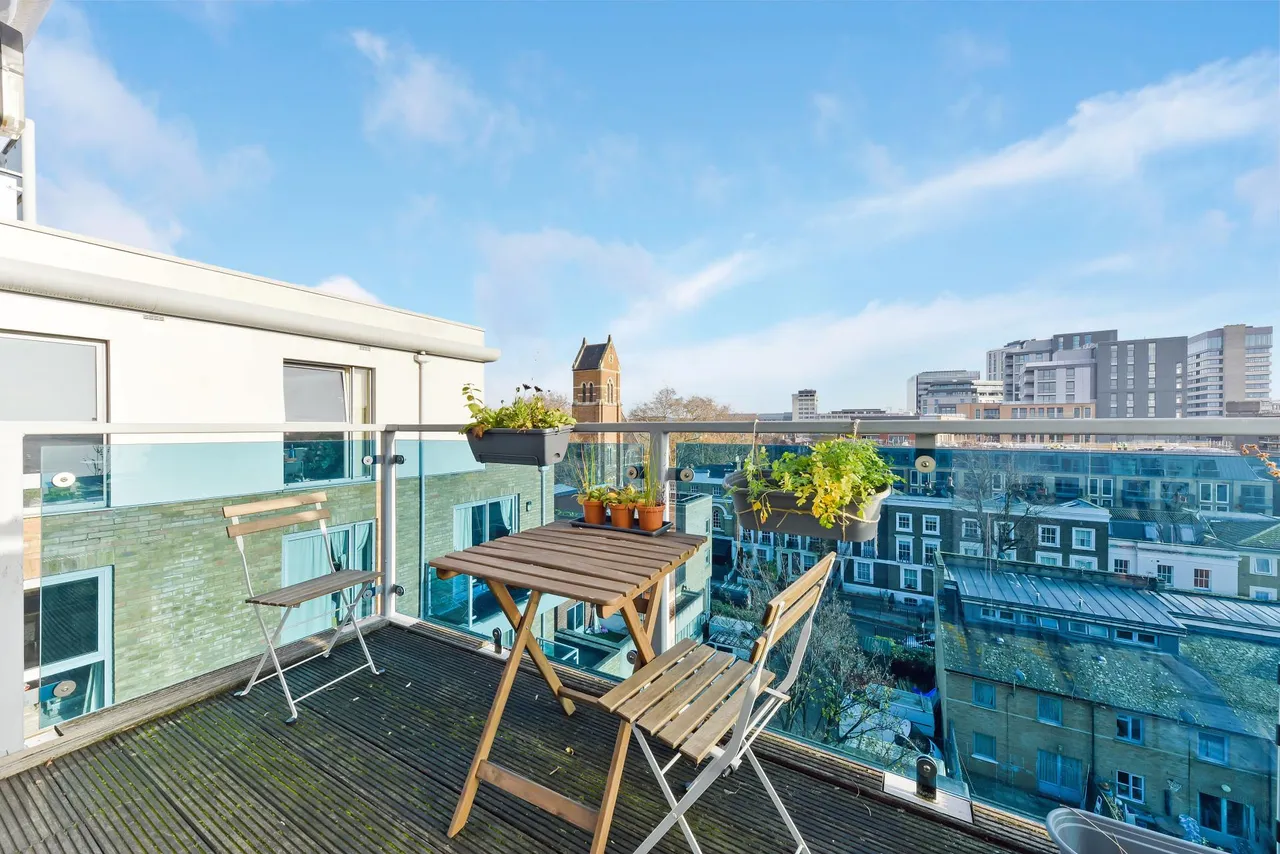 Gooch House, Hammersmith, W6, photo 9