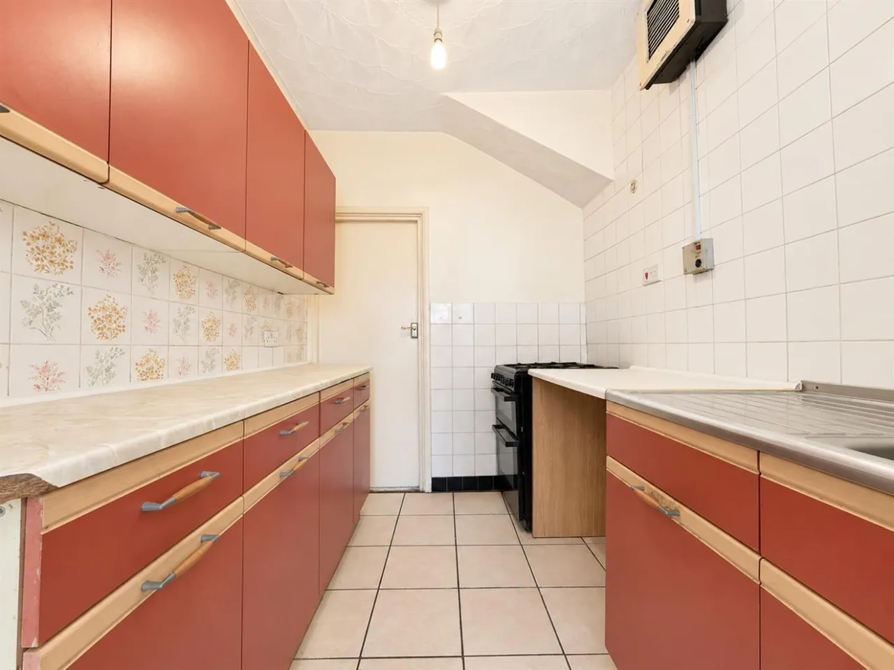 4 bed house to rent, End Terrace, Southall, UB1