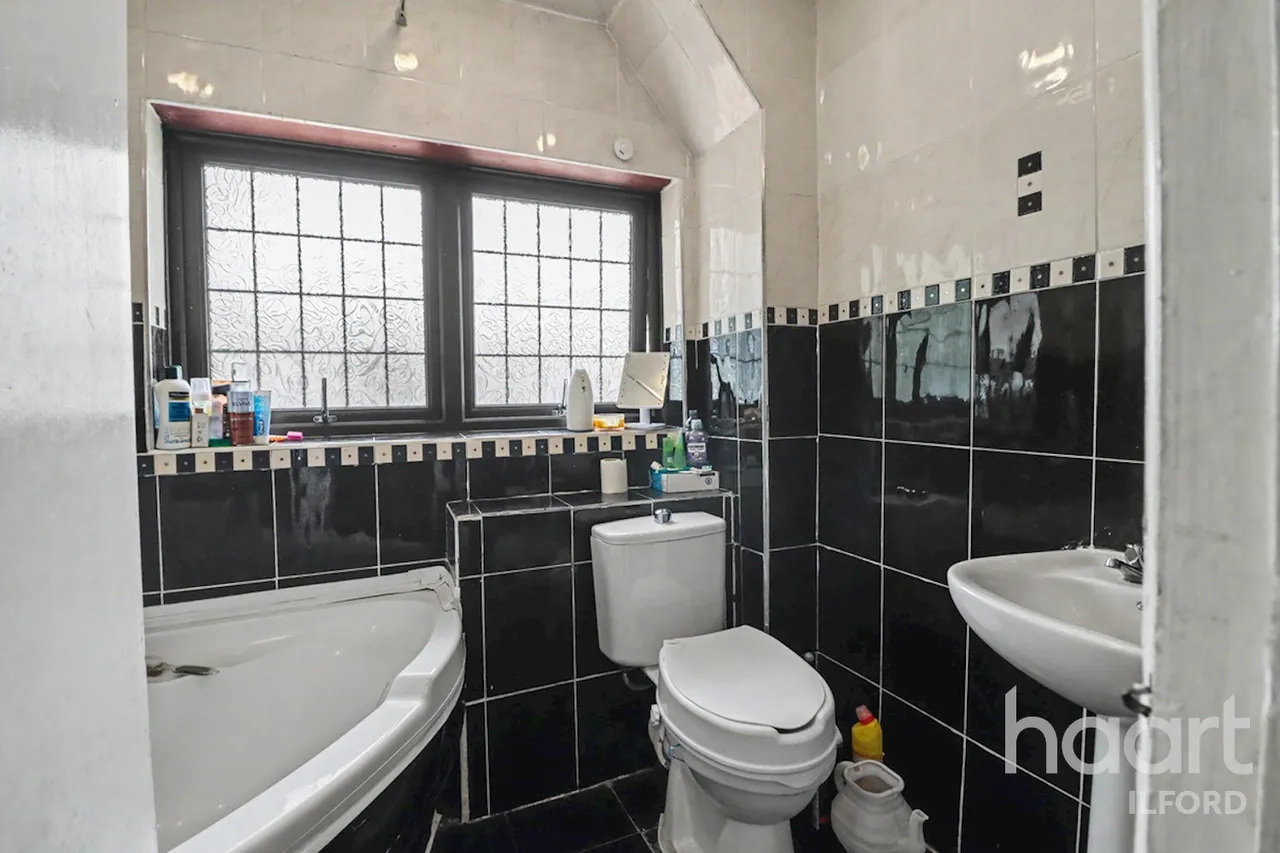 Green Lane, Ilford, IG1, photo 10