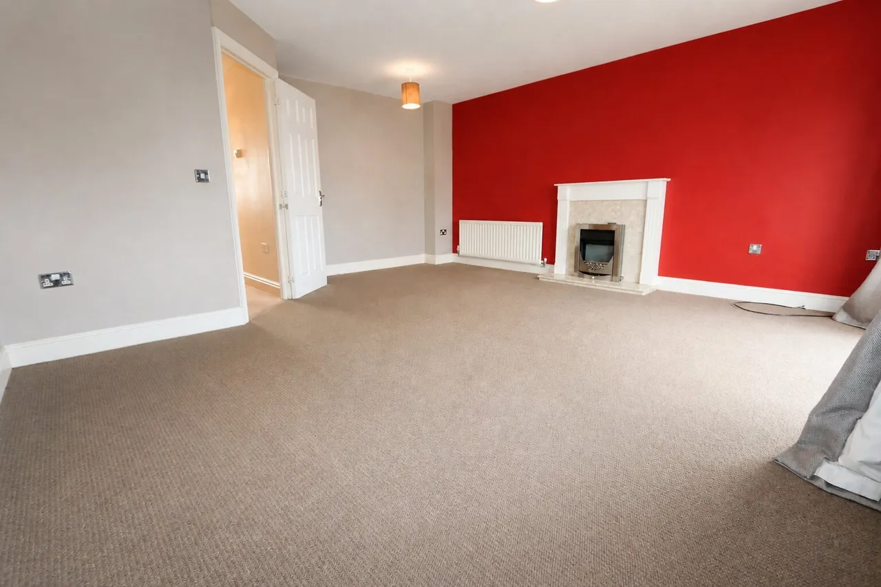 Violet Close, Desborough, NN14, photo 8