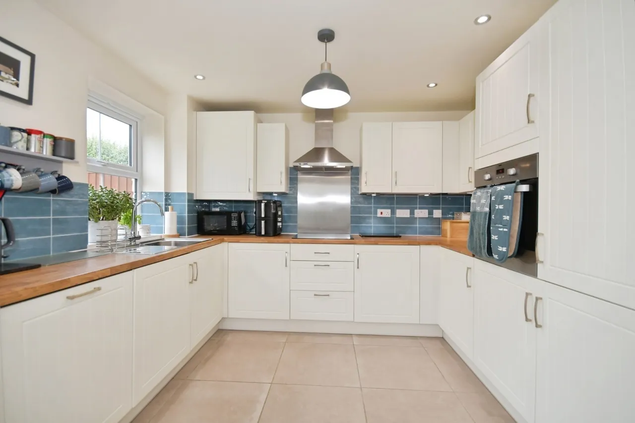 3 bed house for sale — Hopton Wood Way, BUXTON, Derbyshire, SK17