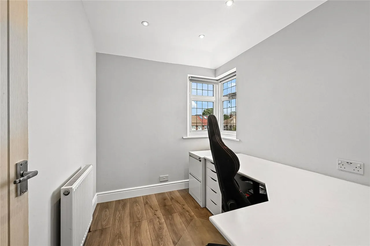 Aviemore Way, Beckenham, BR3, photo 13