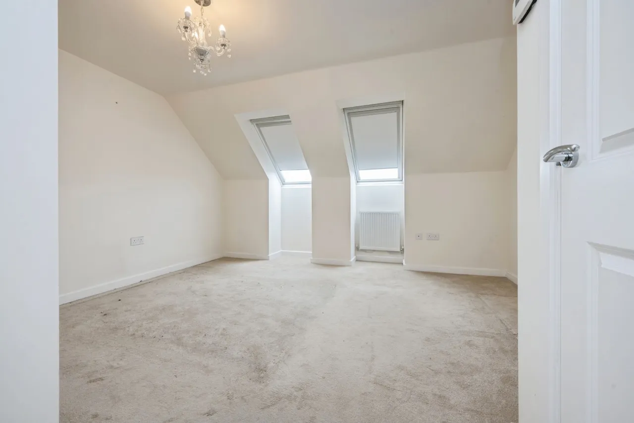 Hovingham Drive, Great Denham, Bedford, Bedfordshire, MK40, photo 18