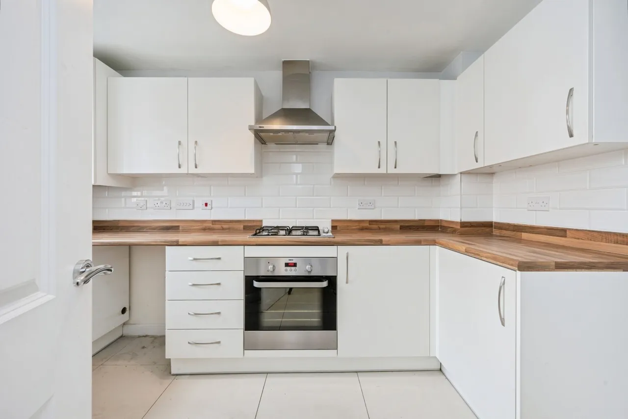 Hovingham Drive, Great Denham, Bedford, Bedfordshire, MK40, photo 14