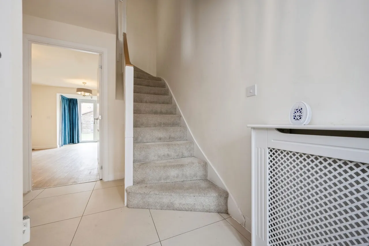 Hovingham Drive, Great Denham, Bedford, Bedfordshire, MK40, photo 12