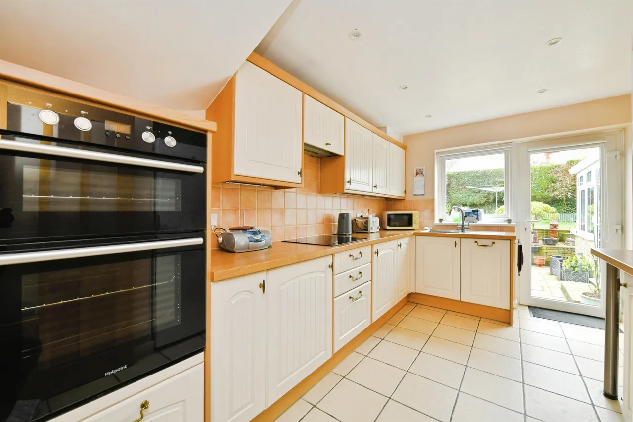 Cook Court, Latchbrook, Saltash, photo 11