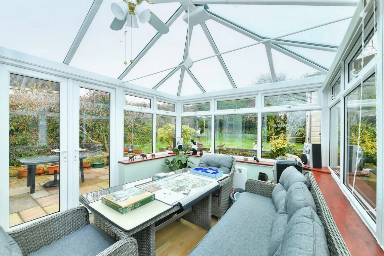 Cook Court, Latchbrook, Saltash, photo 5