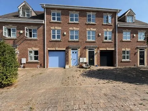 3 bed house to rent, Sir Toby Belch Drive, Warwick, CV34