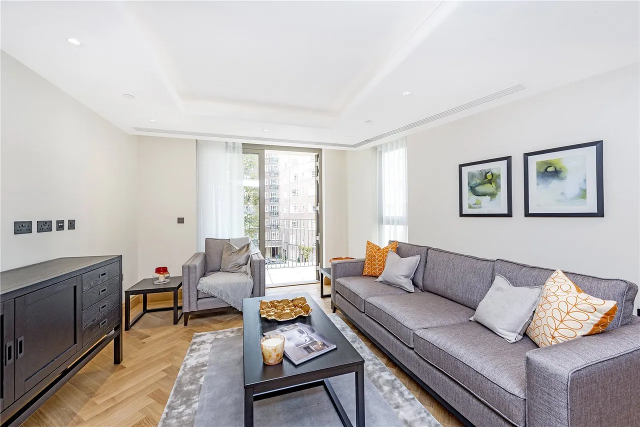 2 bed flat to rent, John Islip Street, London, SW1P