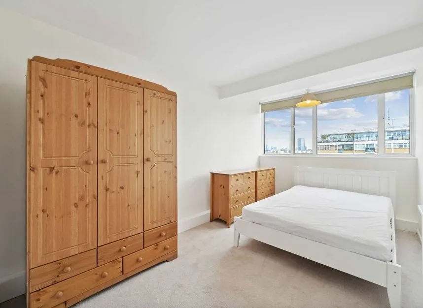 Churchill Gardens, Pimlico, SW1V, photo 4