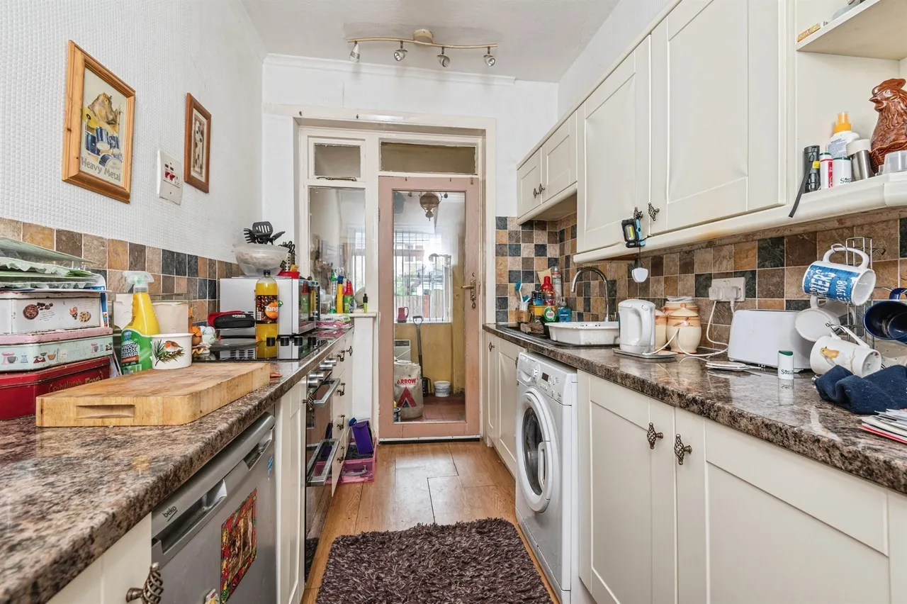 Cowlersley Lane, Linthwaite, Huddersfield, photo 5