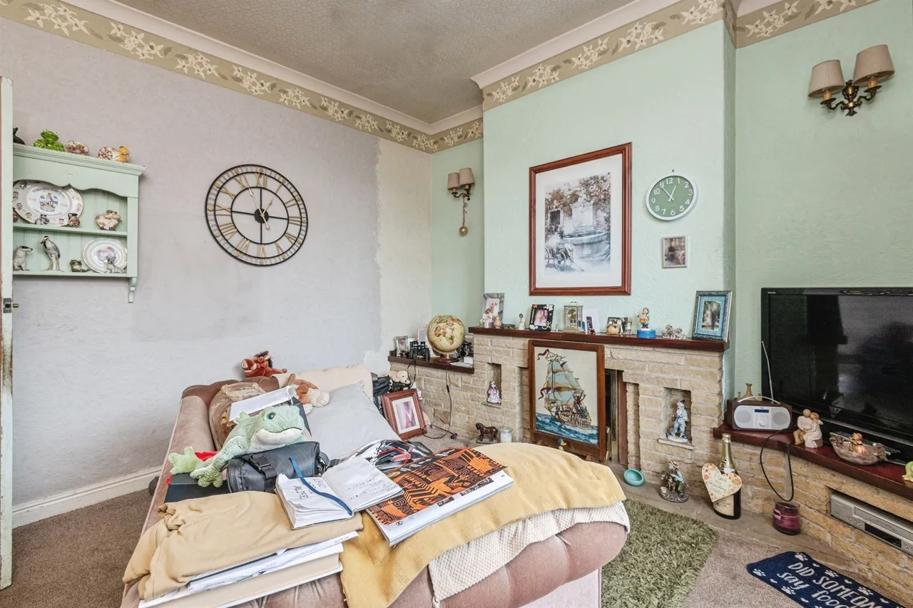 Cowlersley Lane, Linthwaite, Huddersfield, photo 2