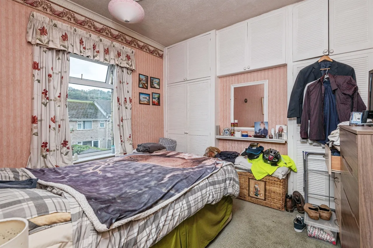 Cowlersley Lane, Linthwaite, Huddersfield, photo 6