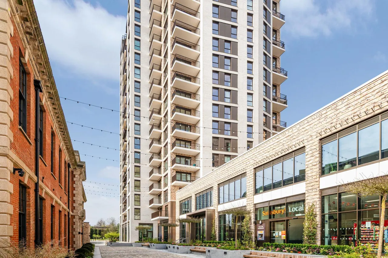 Bowline House, Heron Wharf, E14, photo 11
