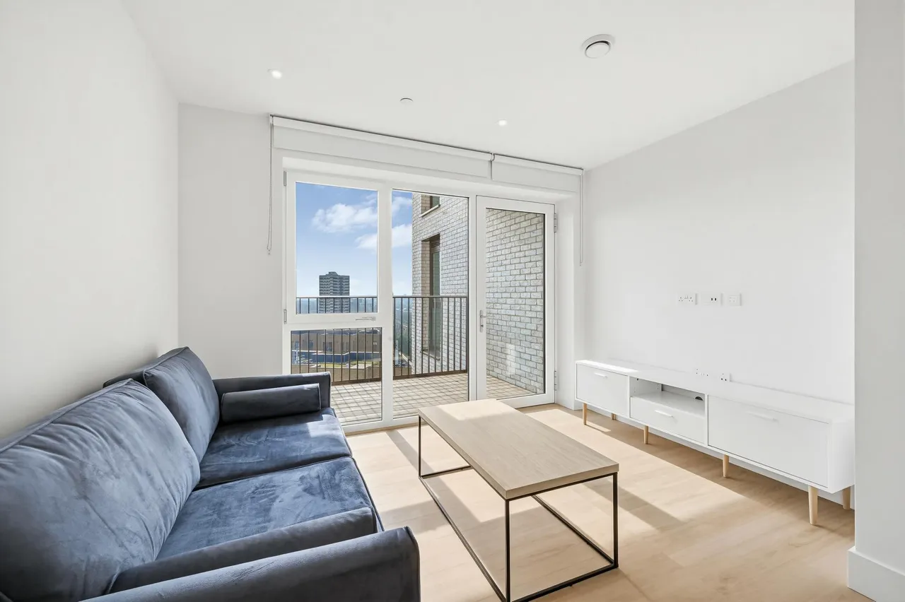 Bowline House, Heron Wharf, E14, photo 4