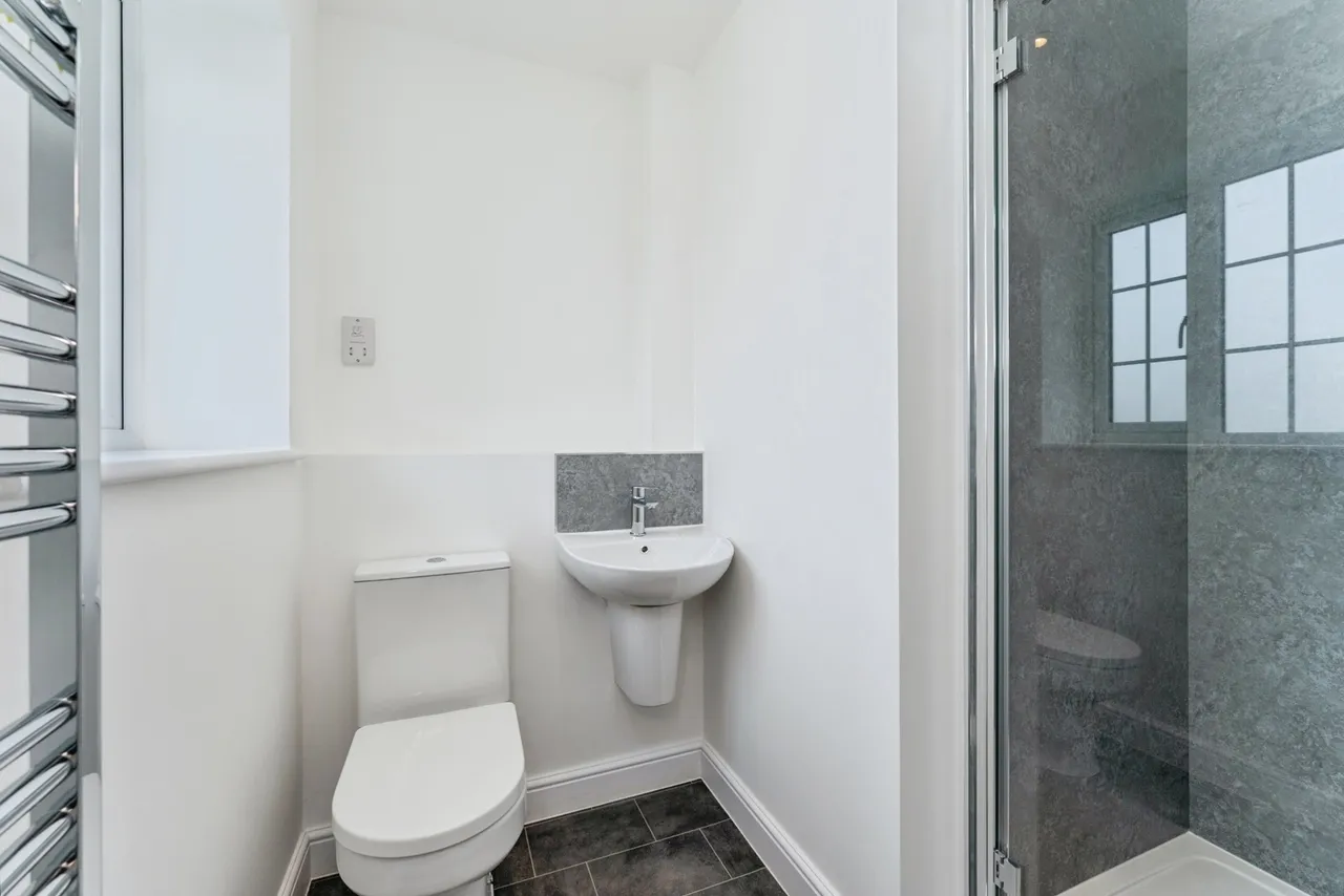 Holmleigh Close, Buckley, CH7, photo 9
