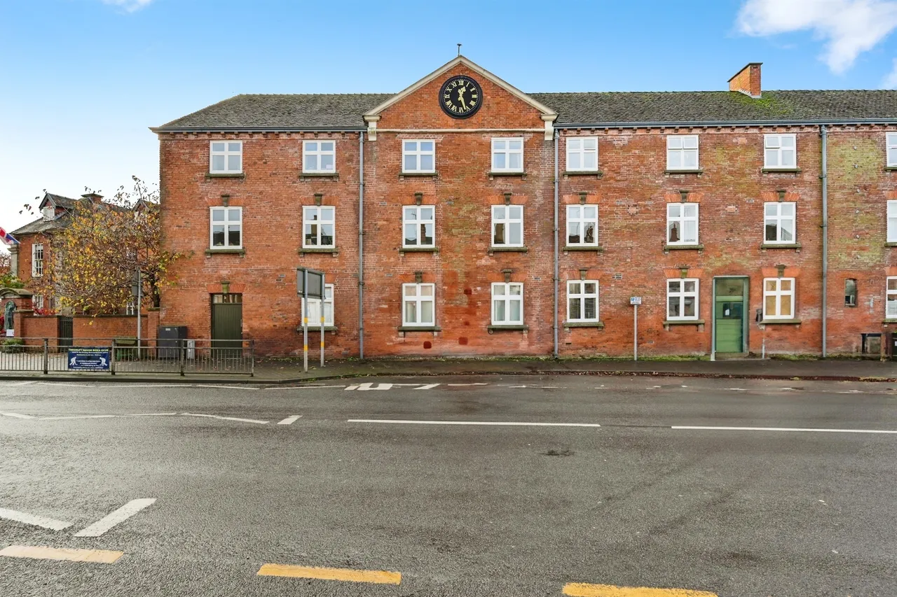 High Street, Tean, Stoke-On-Trent, photo 12