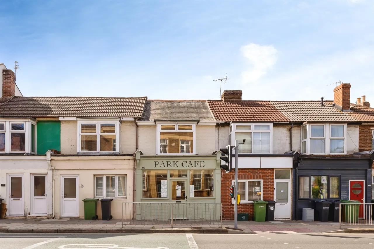 1 bed commercial property for sale — Eastney Road, Southsea