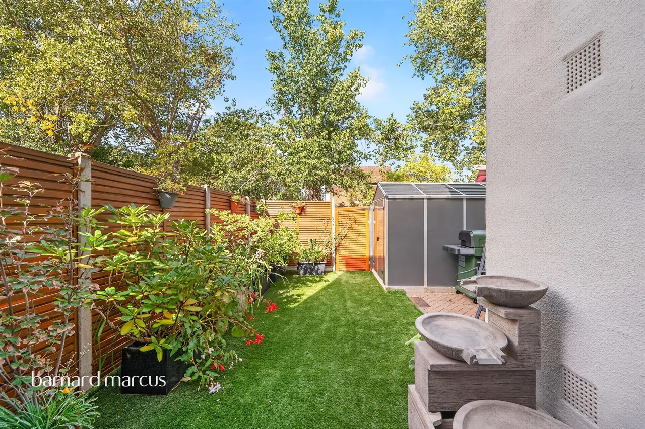 Gainsborough Road, Epsom, KT19, photo 12